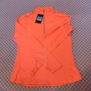 NWT Nike quarter zip